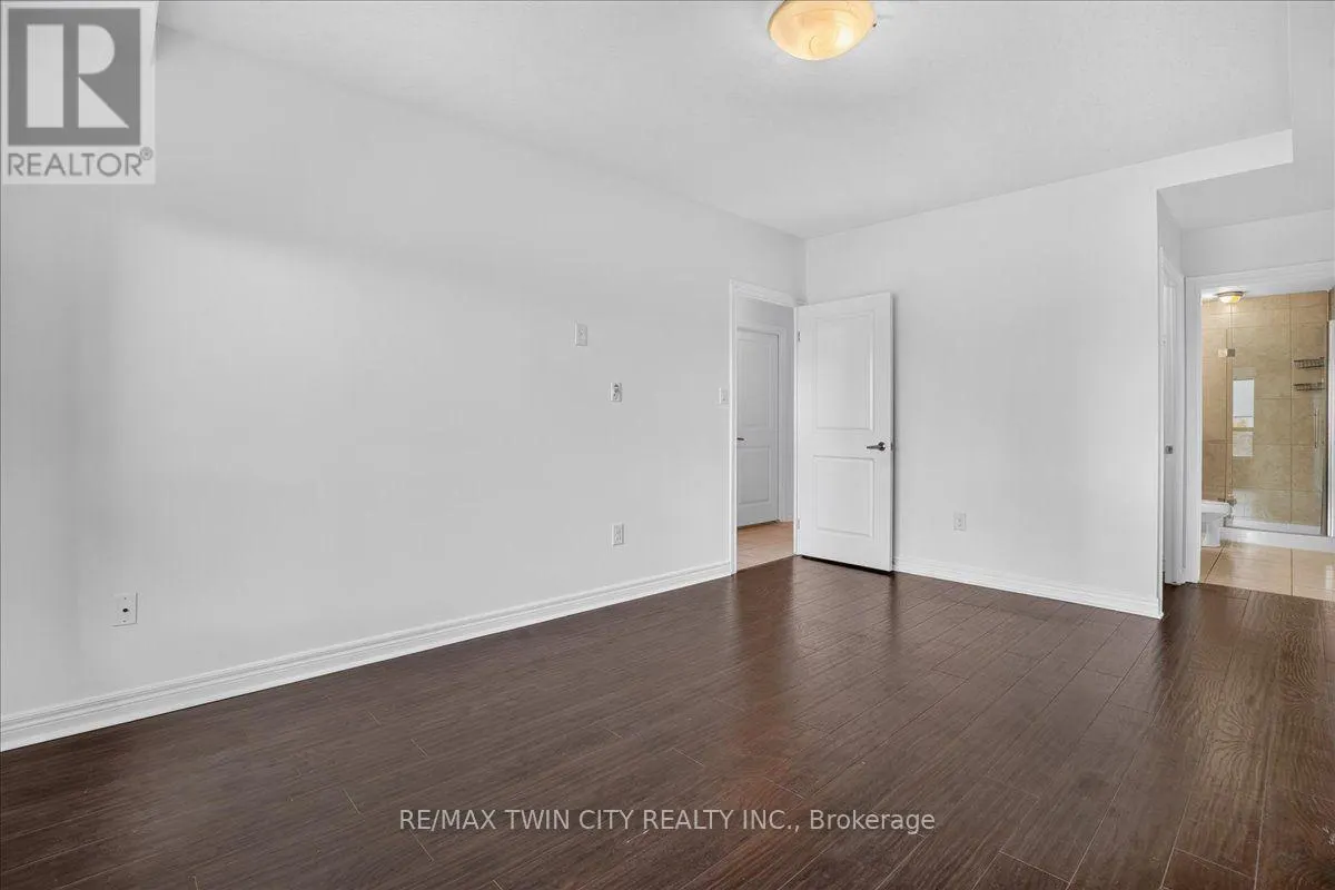 307 - 539 BELMONT AVENUE W