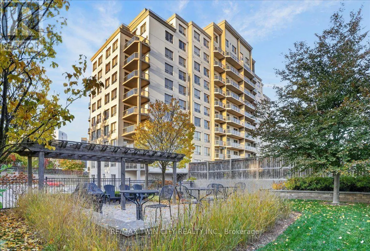 307 - 539 BELMONT AVENUE W