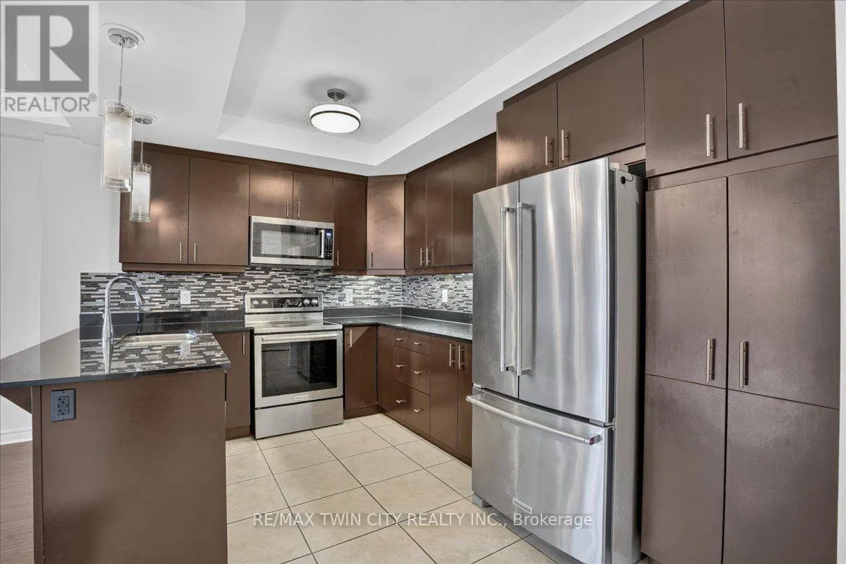 307 - 539 BELMONT AVENUE W