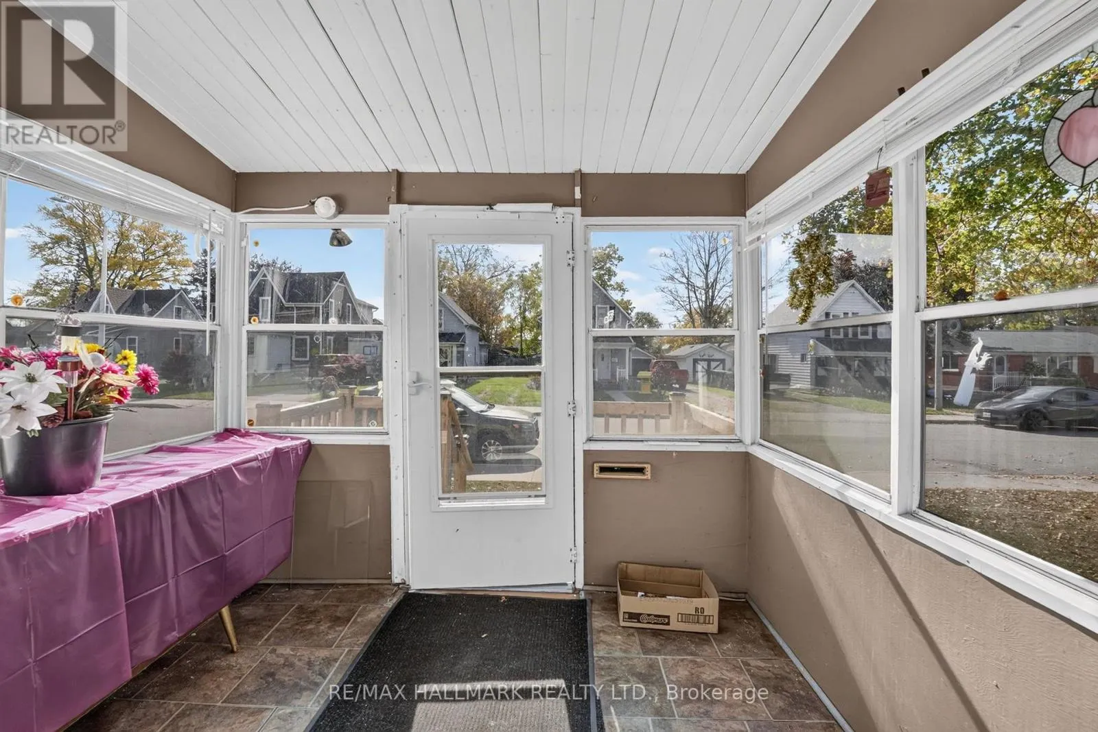 529 ALDER STREET E