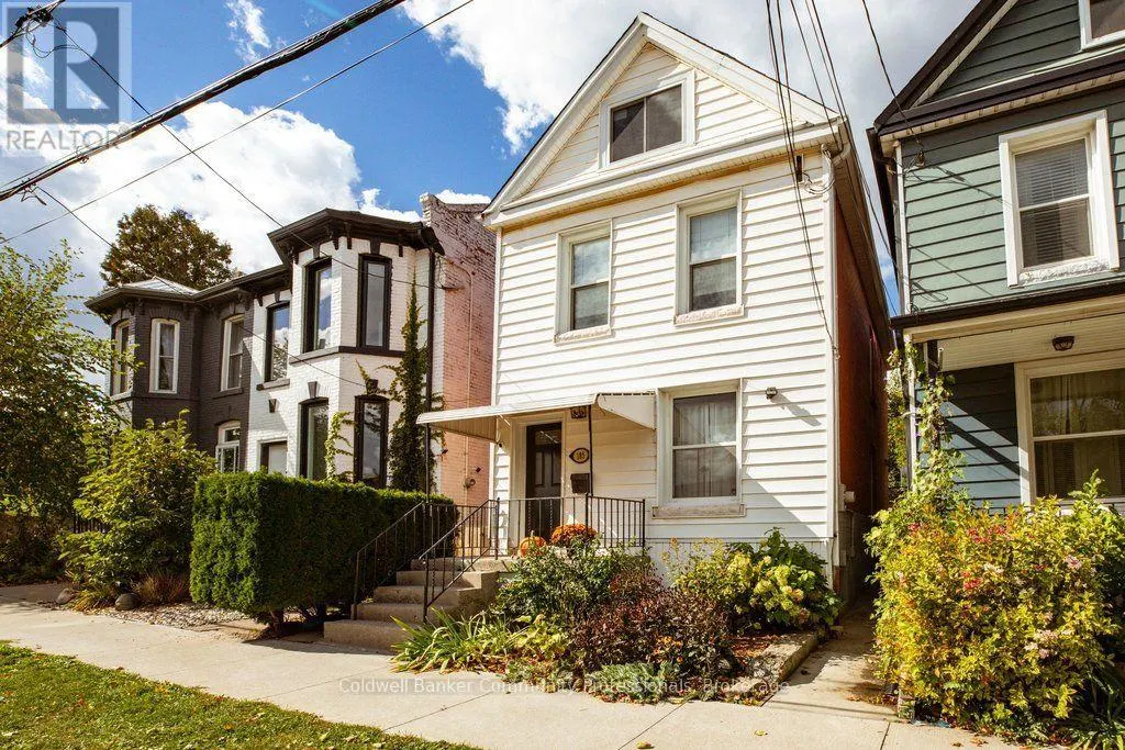185 CAROLINE STREET N