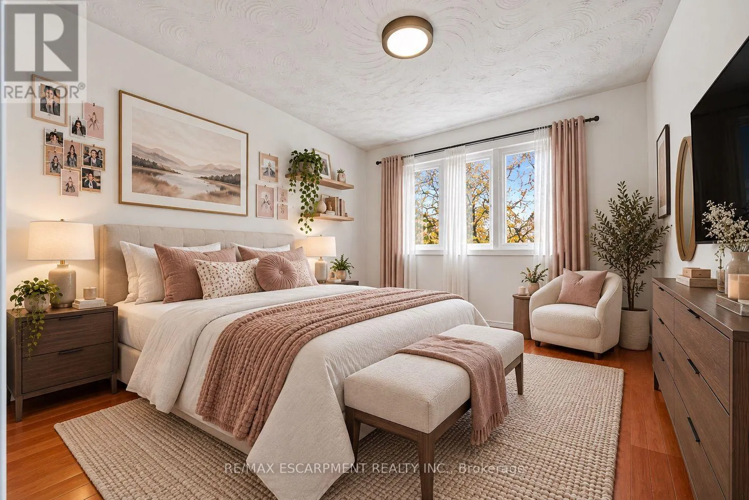 21 MOSS BOULEVARD
