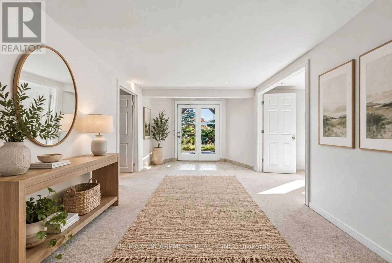 21 MOSS BOULEVARD