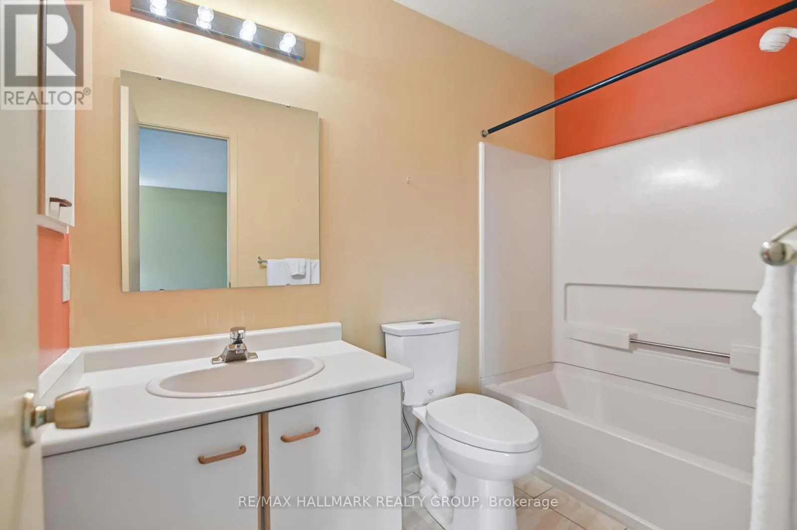 20 - 1794 TURNBERRY ROAD