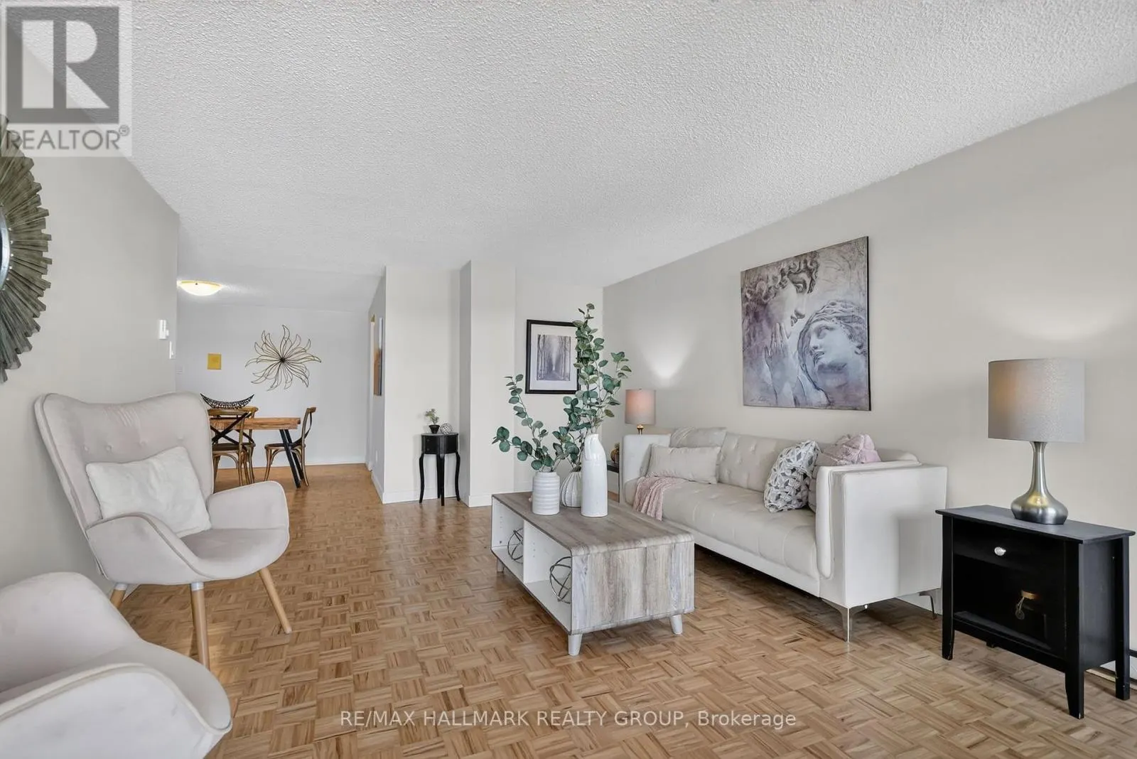 158B MCARTHUR AVENUE