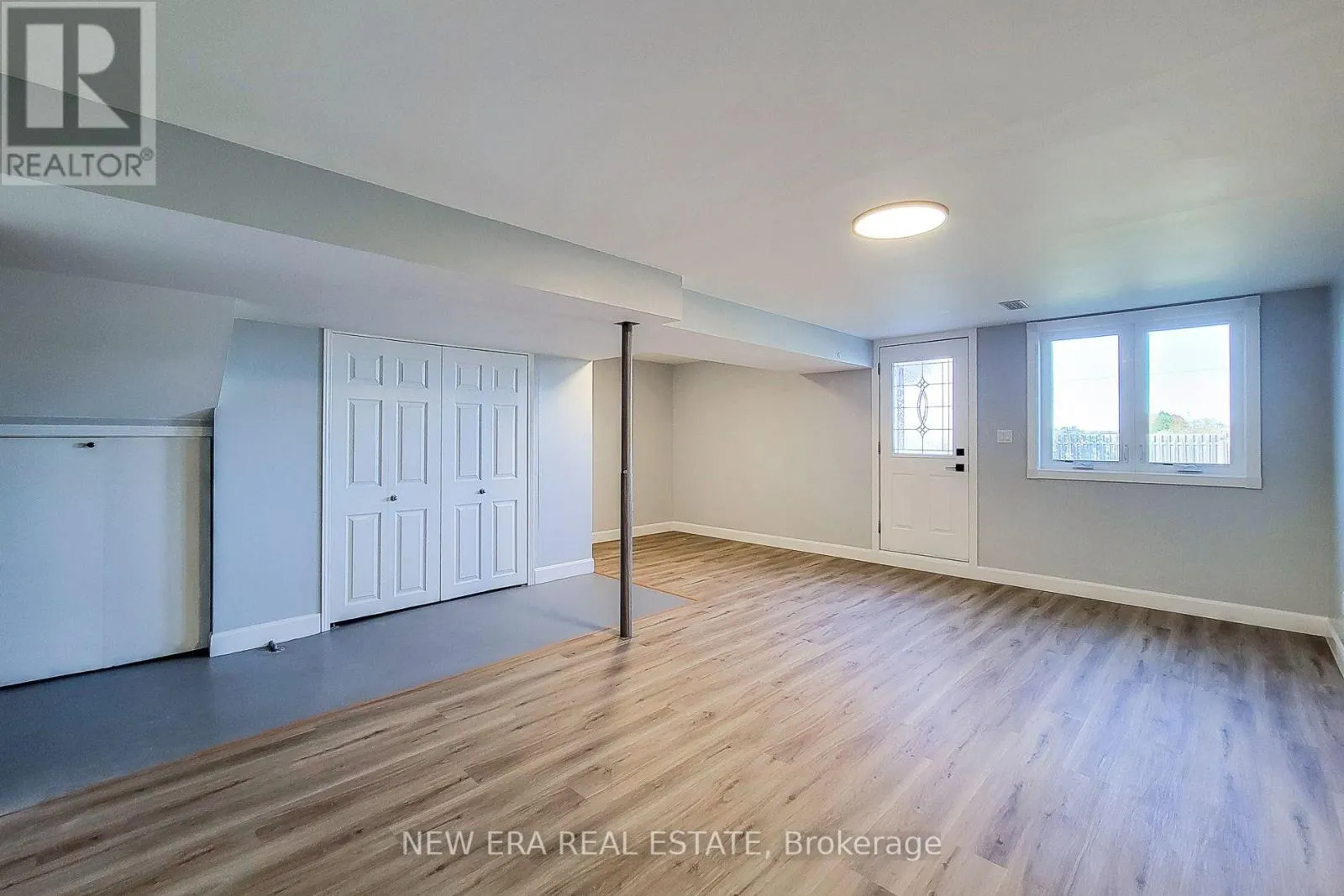 79 ANASTASIA CRESCENT