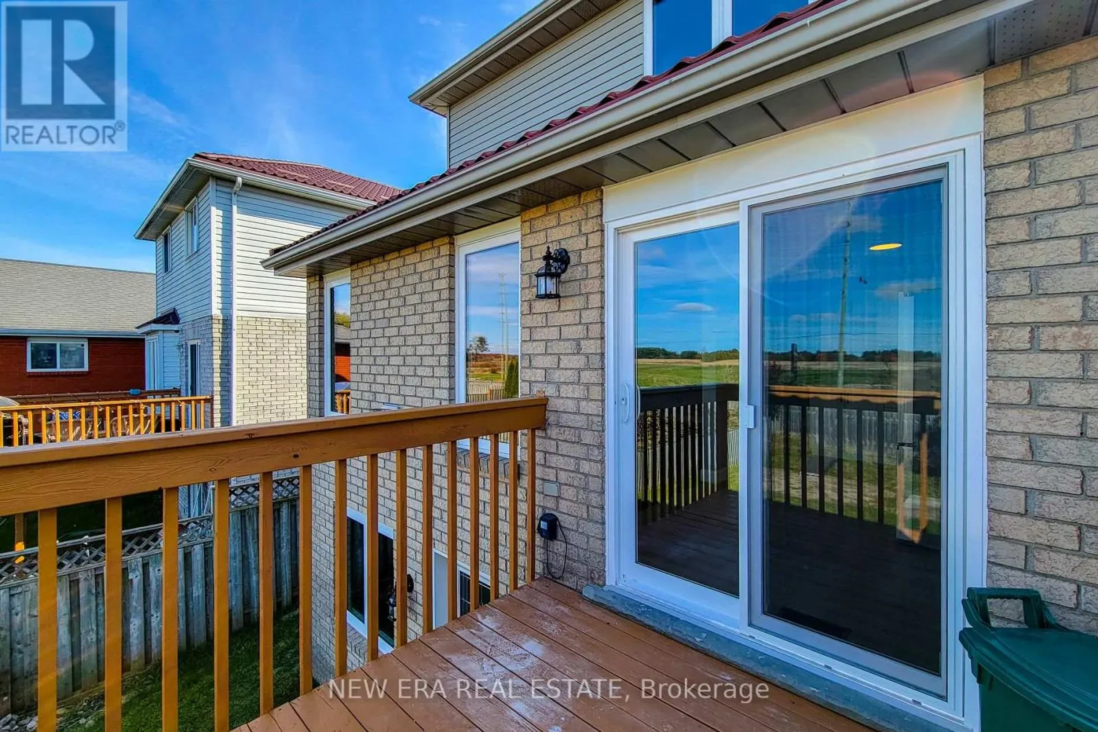 79 ANASTASIA CRESCENT