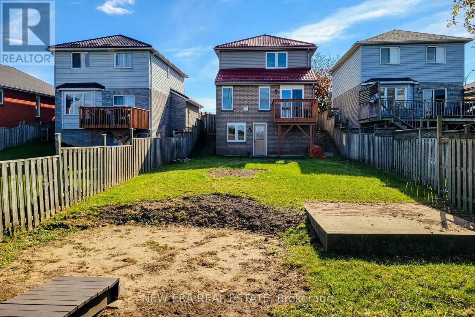79 ANASTASIA CRESCENT