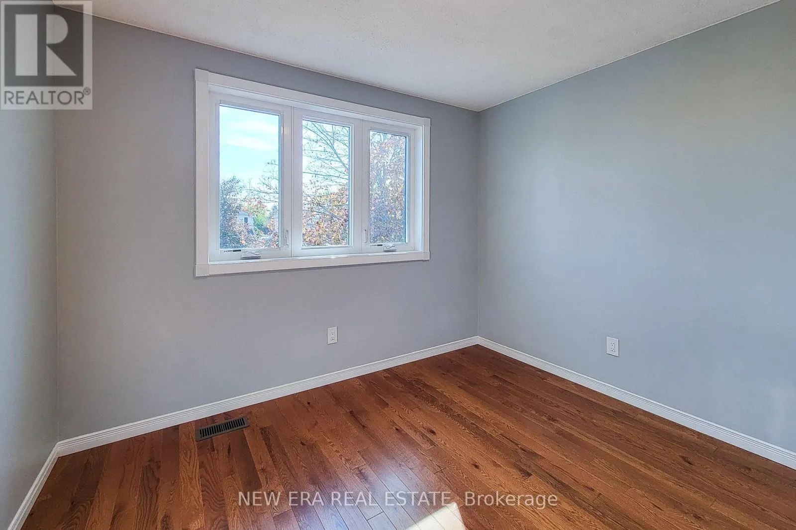 79 ANASTASIA CRESCENT