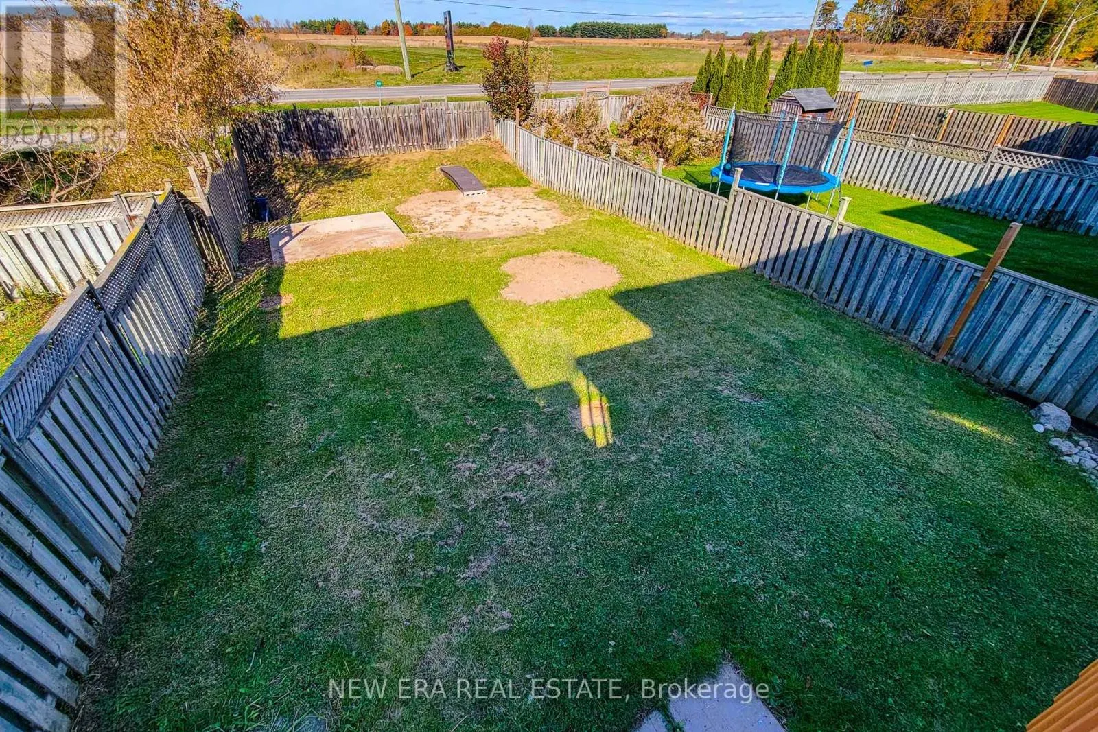 79 ANASTASIA CRESCENT