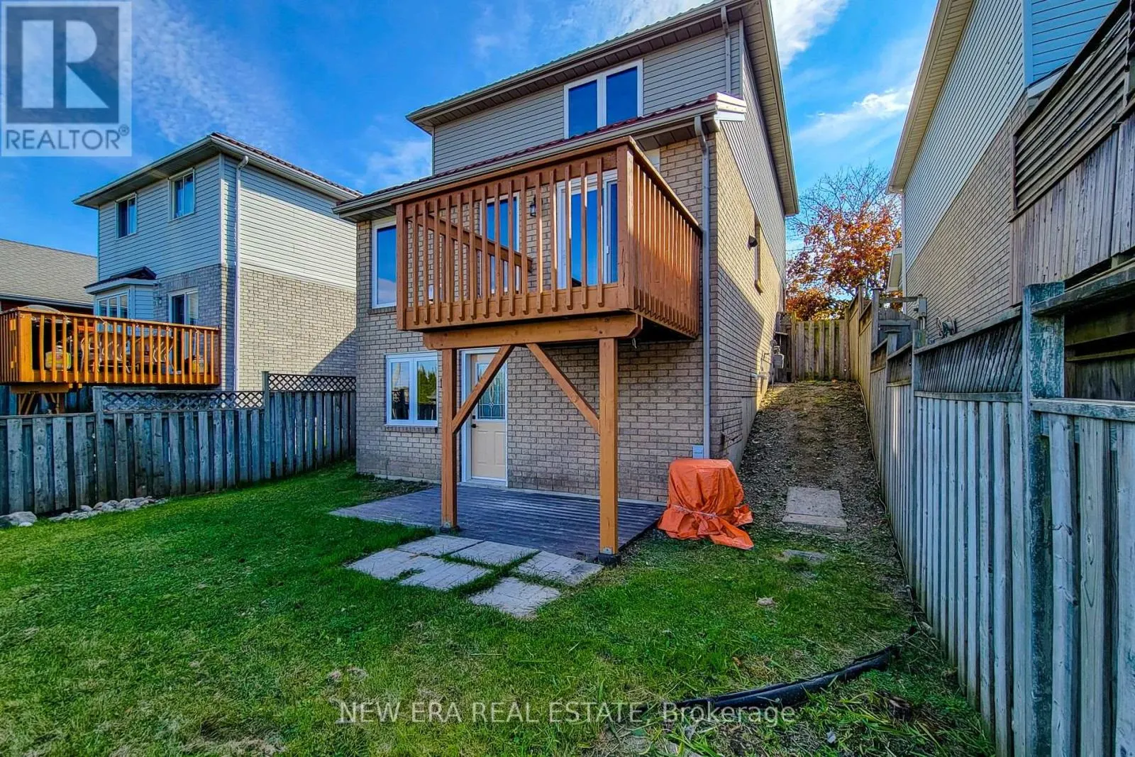 79 ANASTASIA CRESCENT