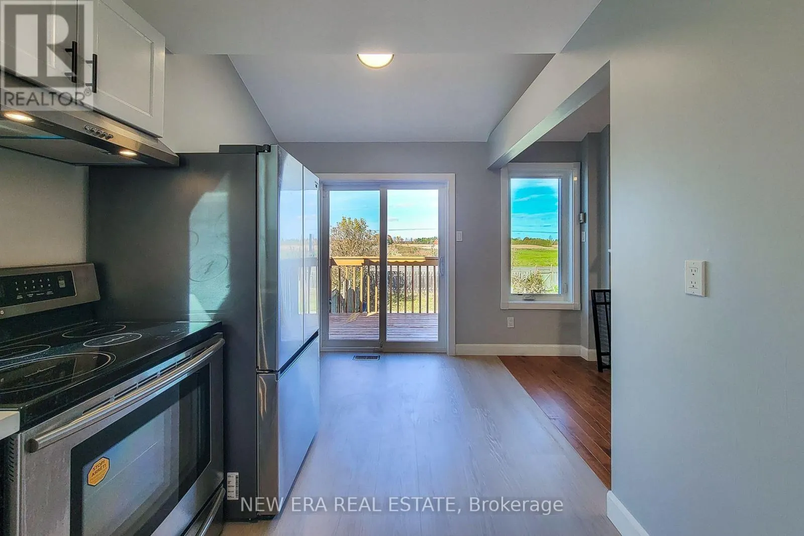 79 ANASTASIA CRESCENT