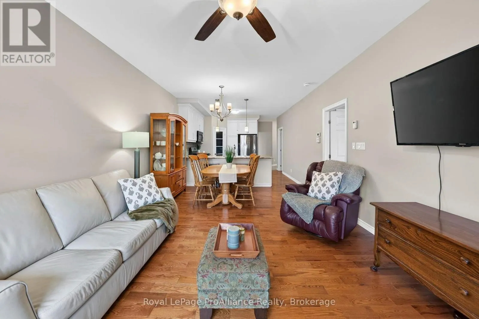 15 CYPRESS DRIVE
