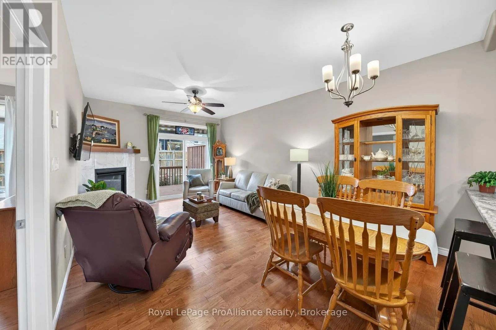 15 CYPRESS DRIVE