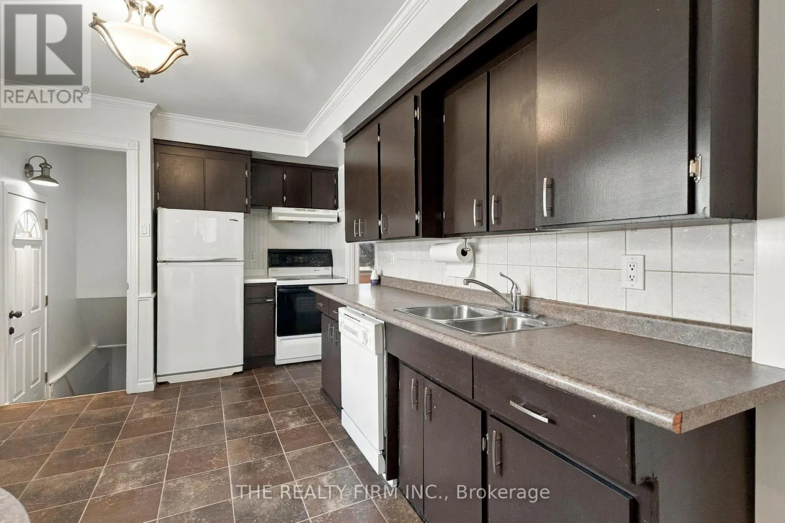 77 TALAVERA CRESCENT