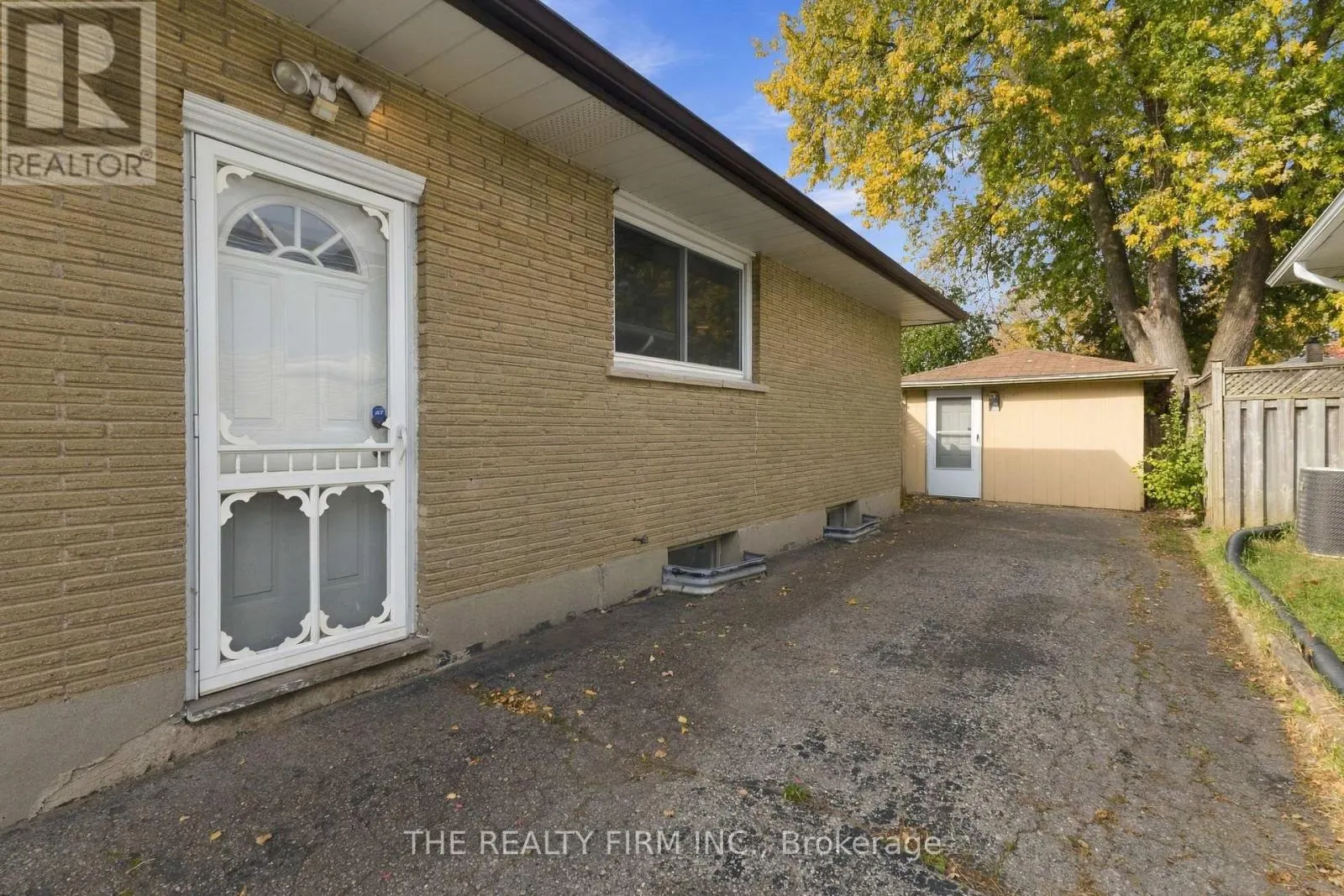 77 TALAVERA CRESCENT