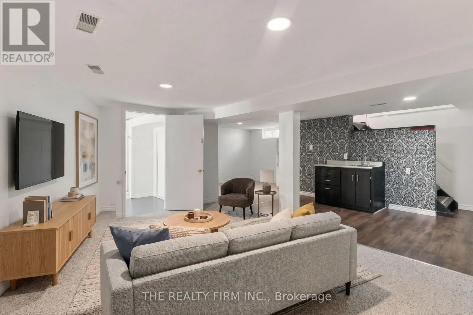 77 TALAVERA CRESCENT