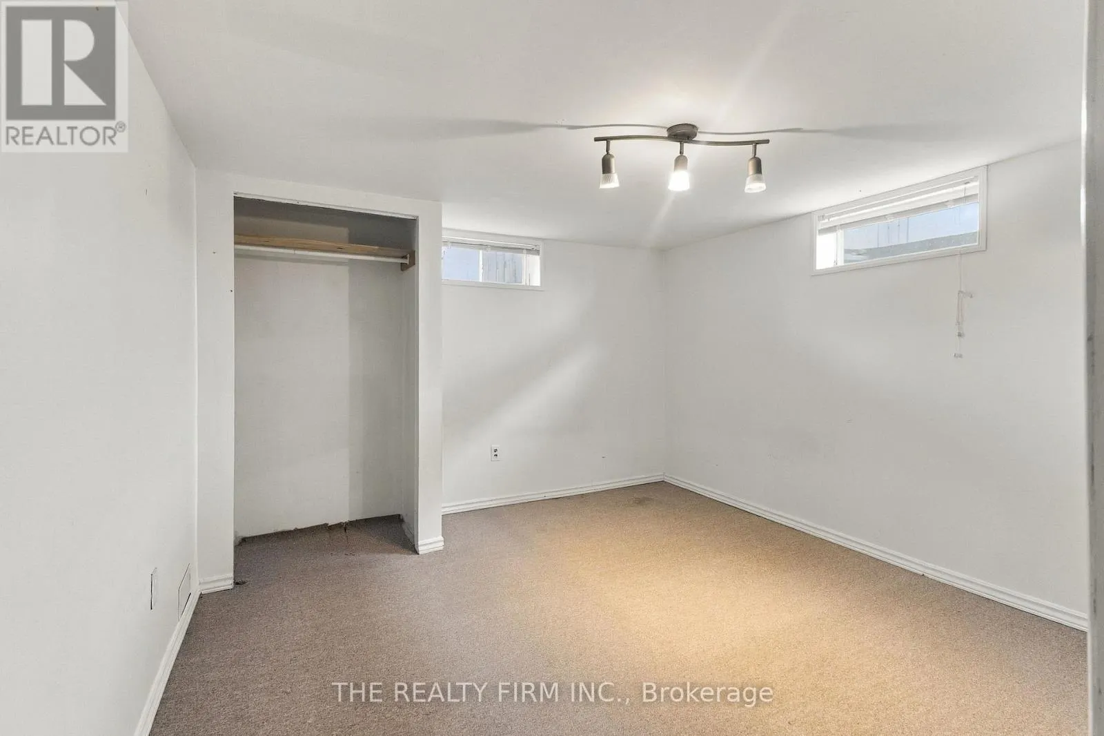 77 TALAVERA CRESCENT