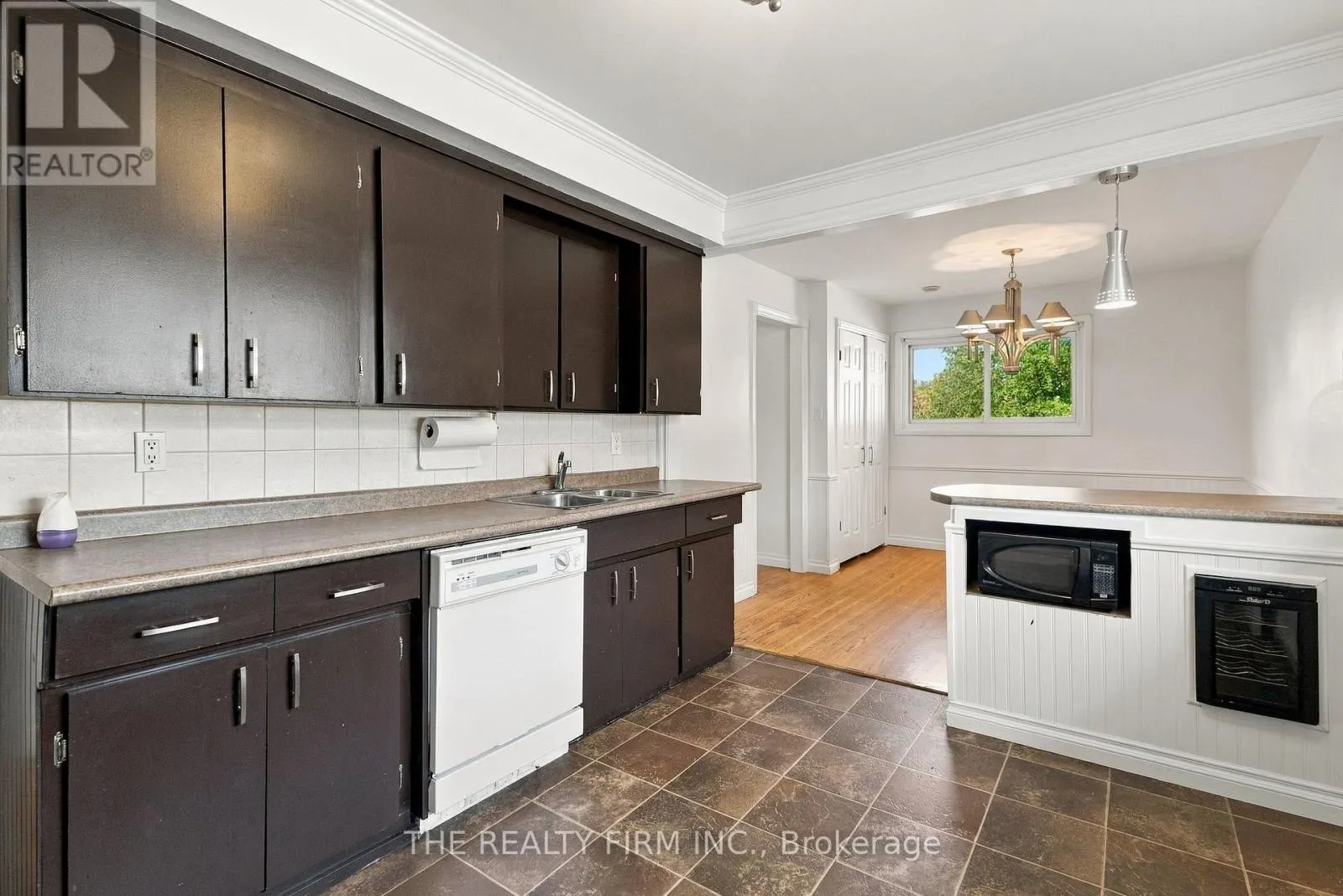 77 TALAVERA CRESCENT
