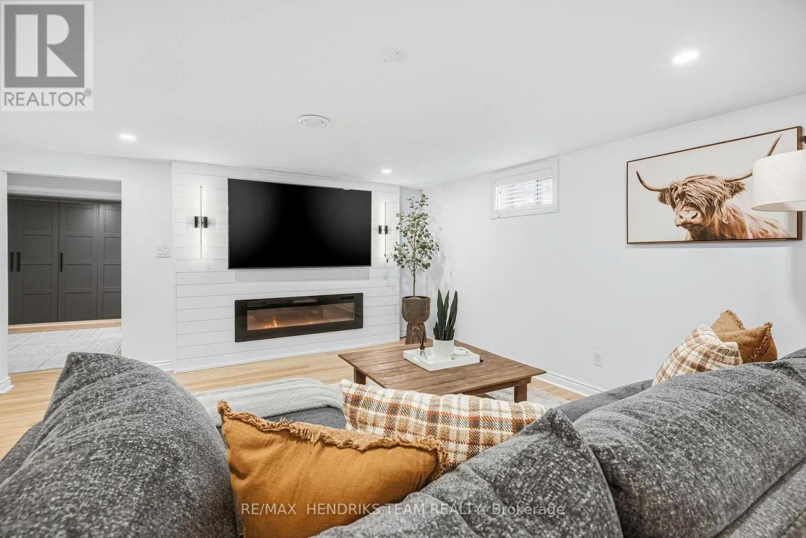 1A WINSTON ROAD