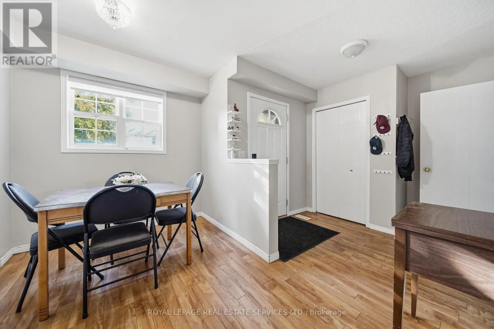 19 - 400 WILSON AVENUE