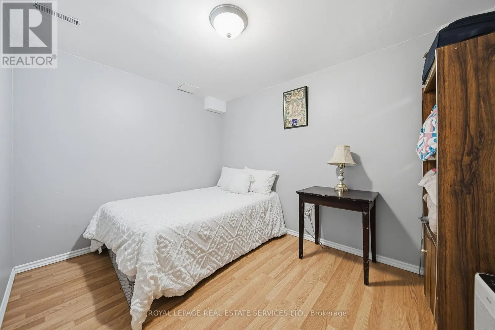 19 - 400 WILSON AVENUE