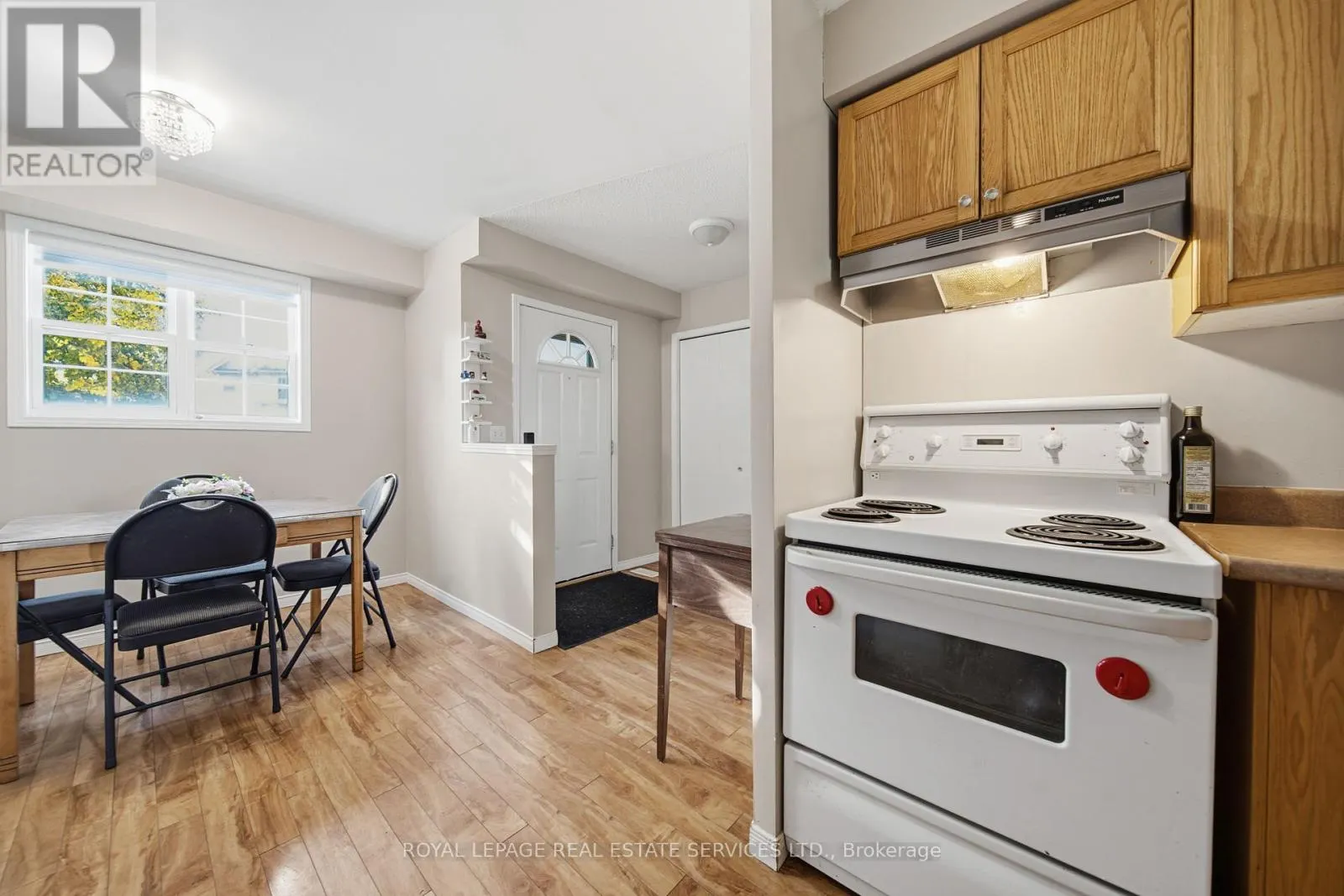 19 - 400 WILSON AVENUE