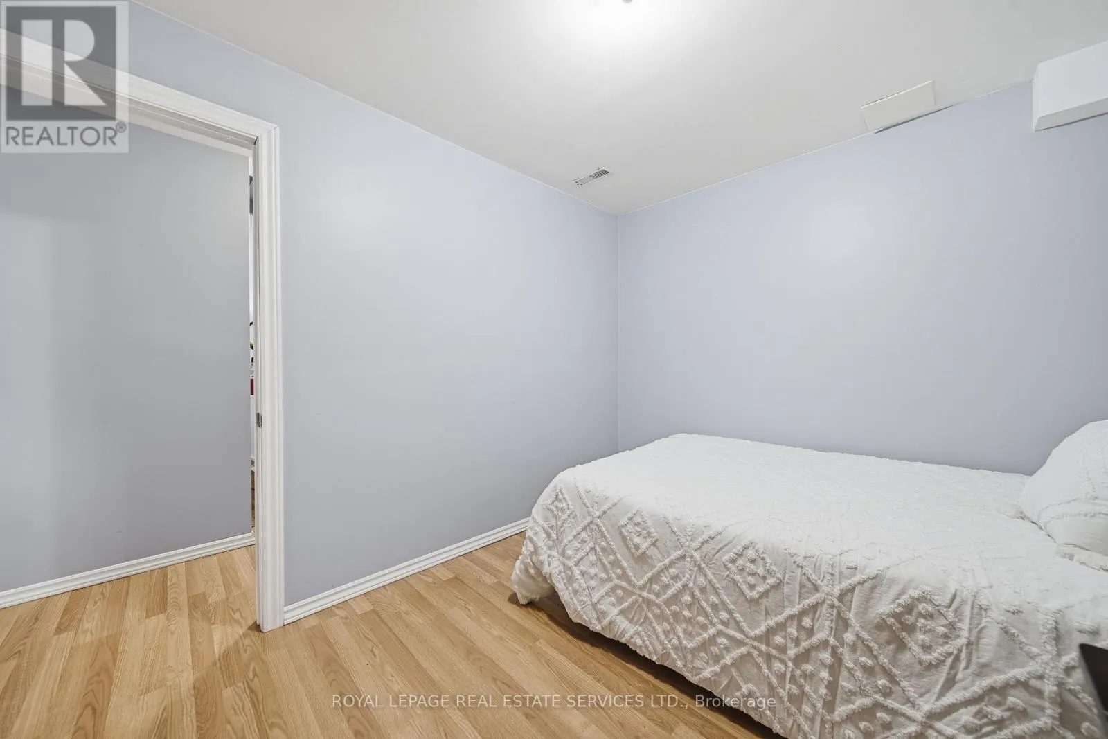 19 - 400 WILSON AVENUE