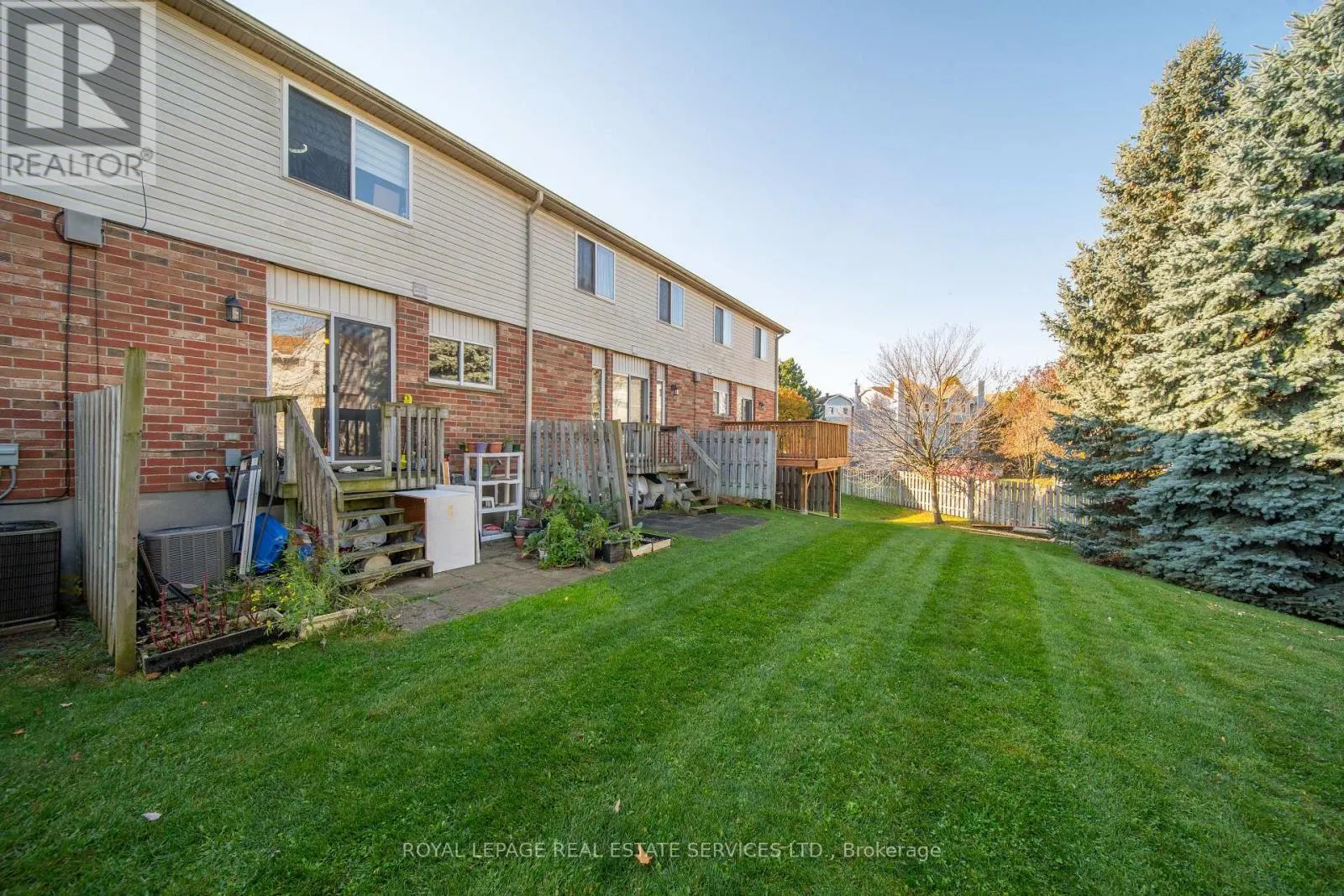 19 - 400 WILSON AVENUE
