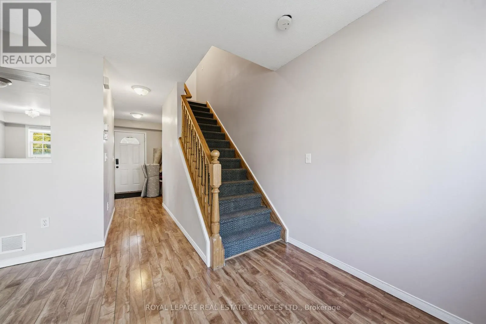 19 - 400 WILSON AVENUE