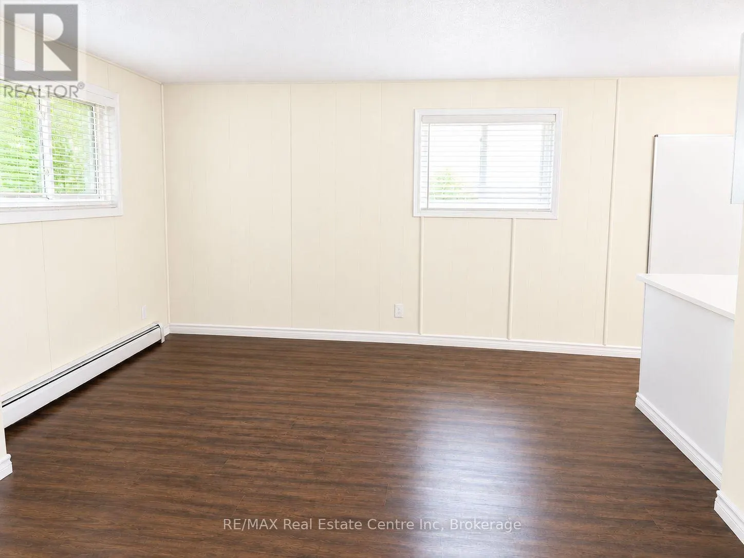 102 - 57 CONROY CRESCENT #102