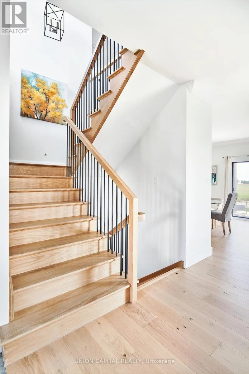 23 TOTTEN STREET