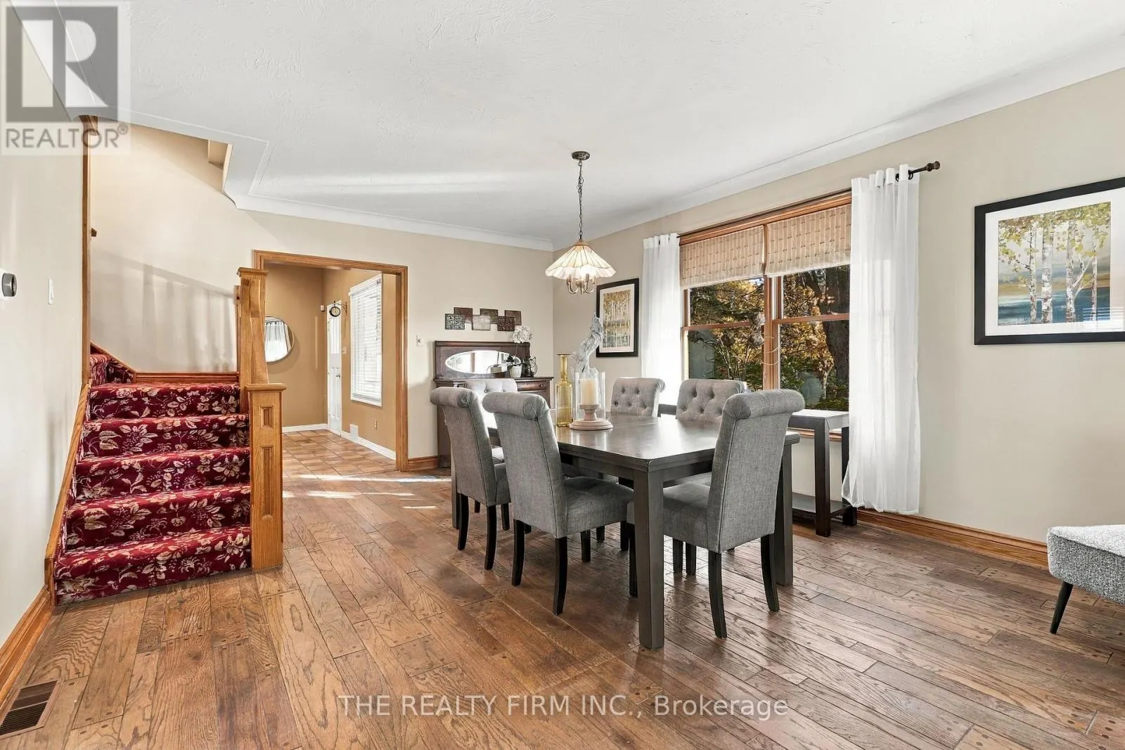 781 COMMISSIONERS ROAD W