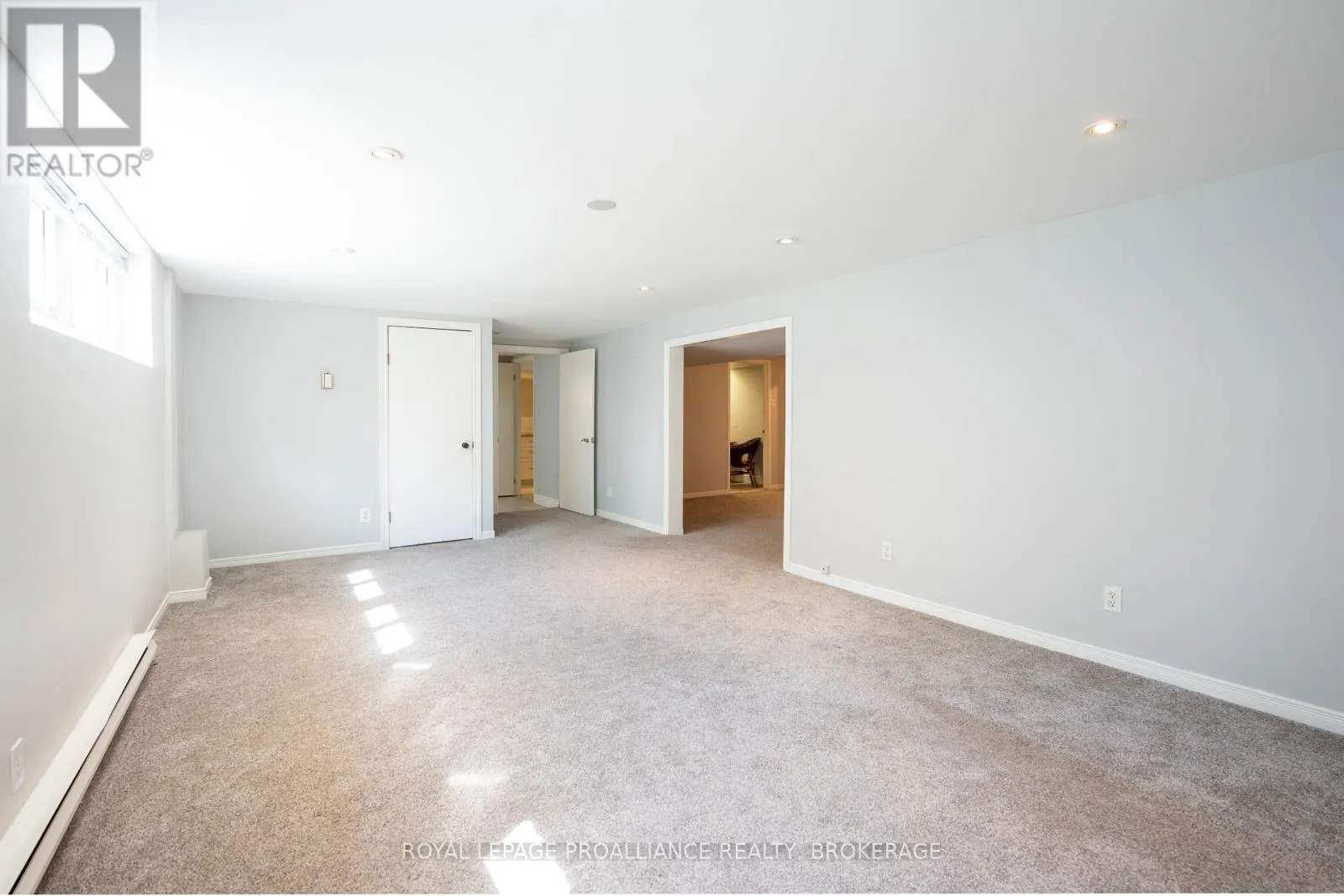 302 ARROWHEAD PLACE