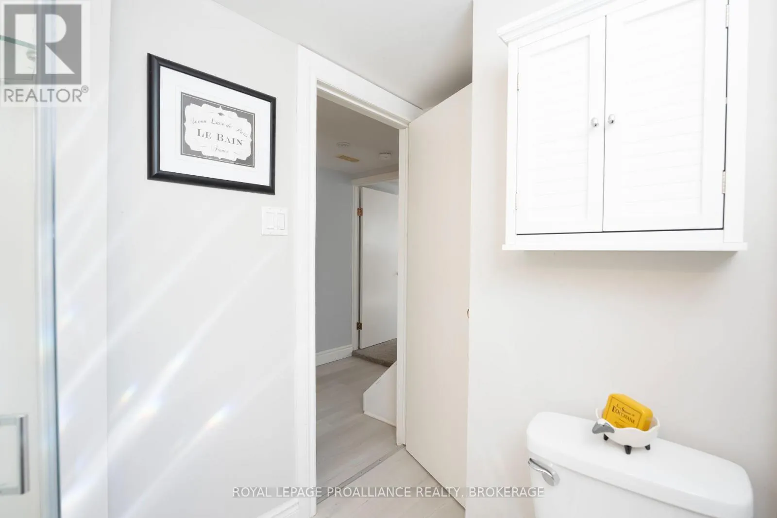 302 ARROWHEAD PLACE