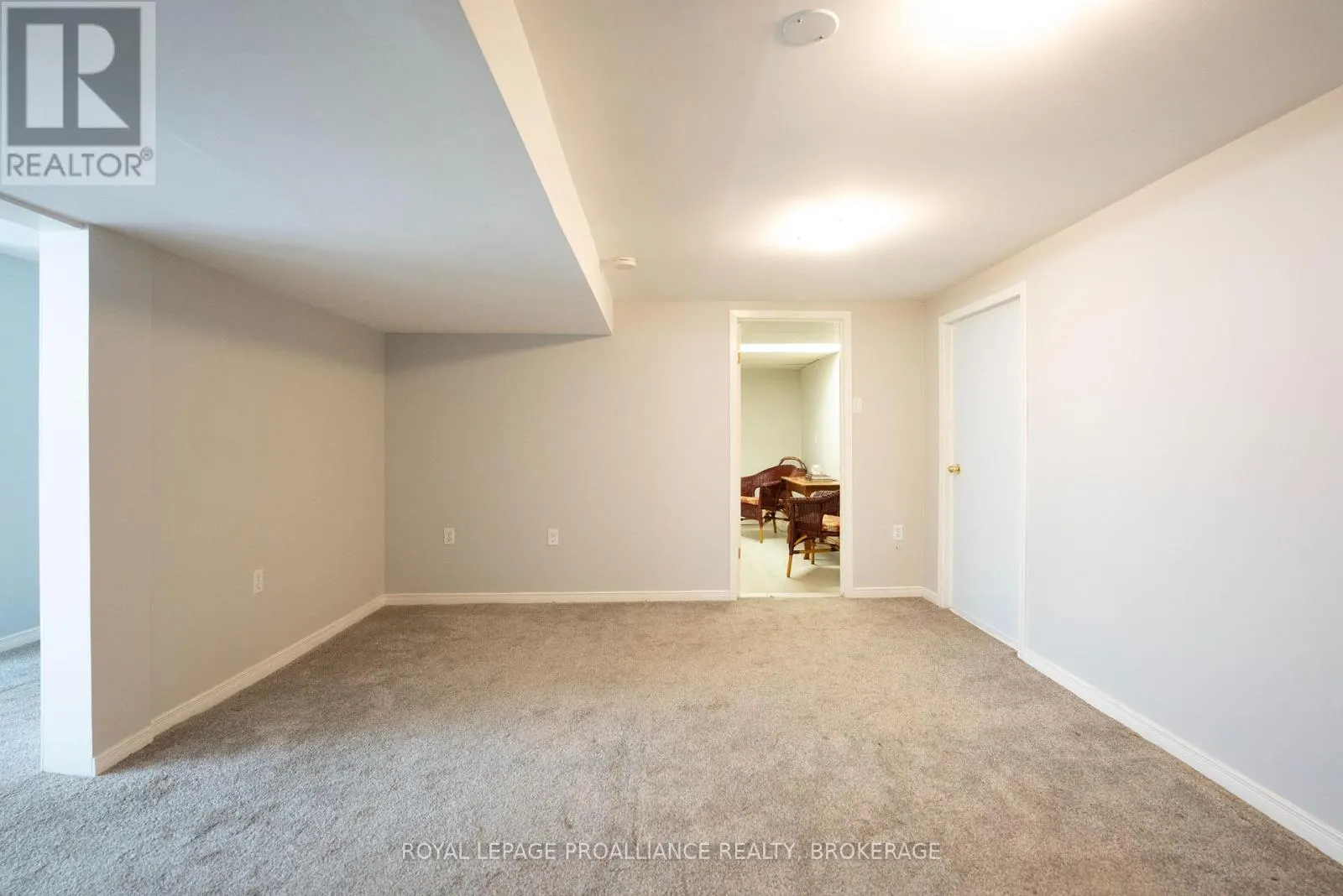 302 ARROWHEAD PLACE