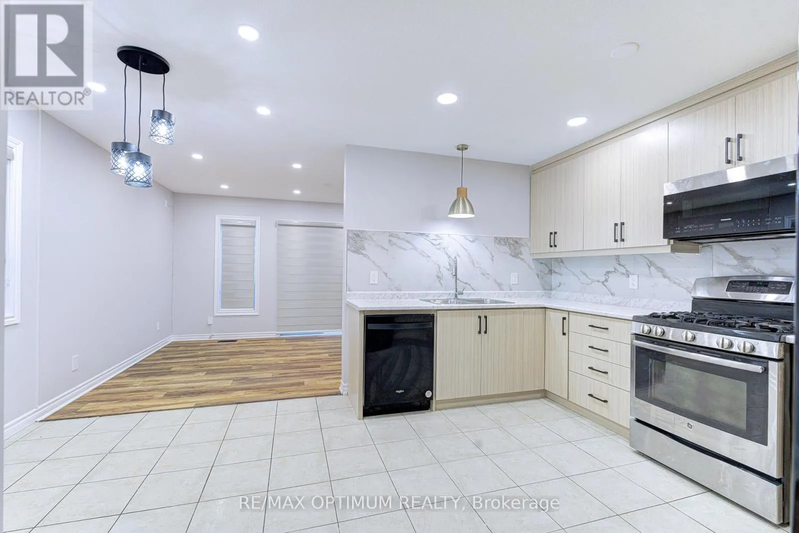 345 DALHOUSIE STREET