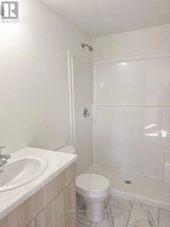 2 - 76 DOROTHY STREET #2