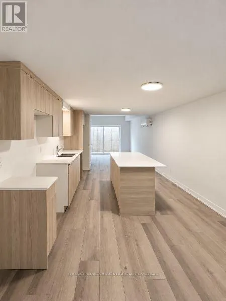 2 - 76 DOROTHY STREET #2