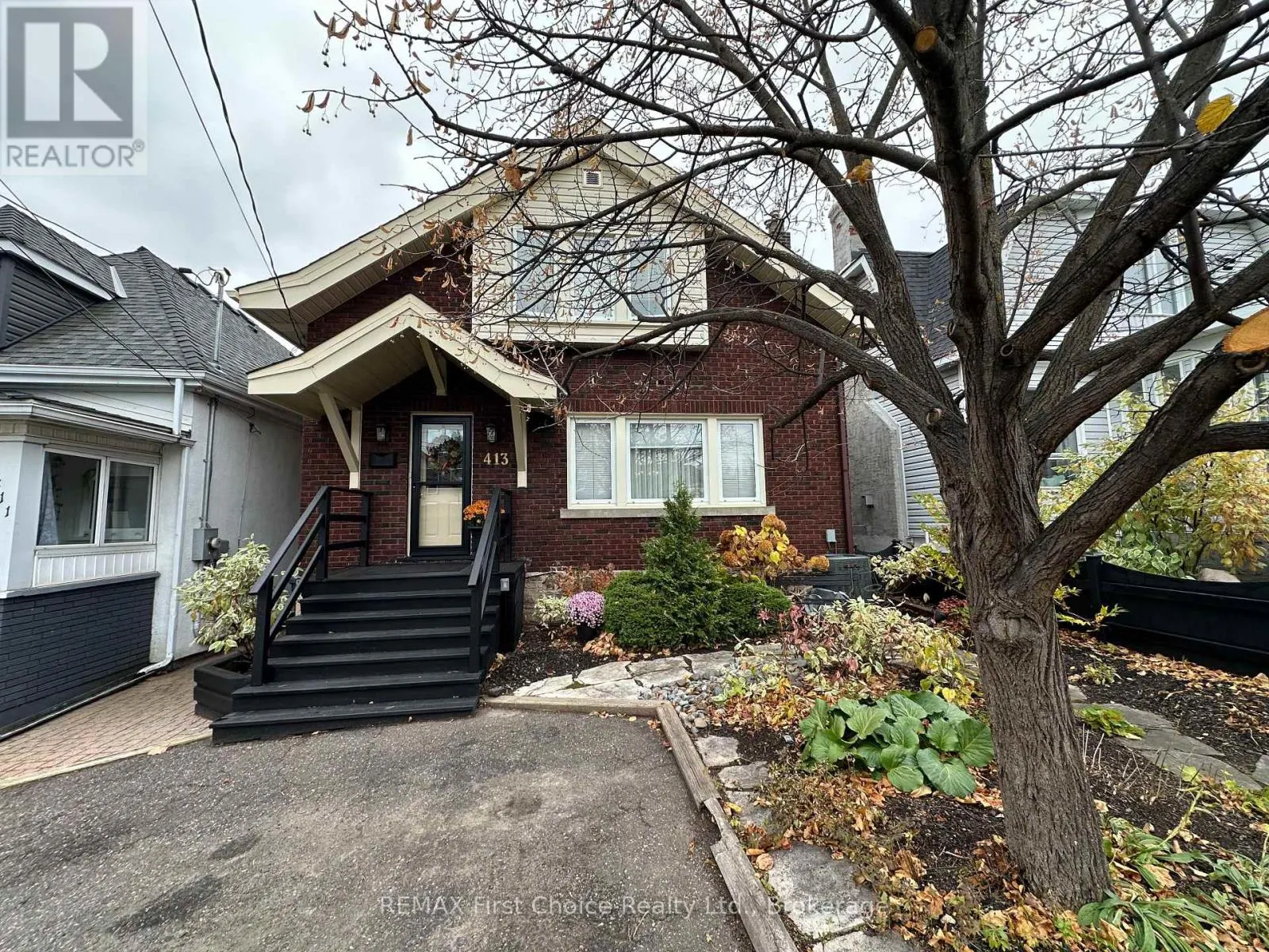 413 AMBROSE STREET