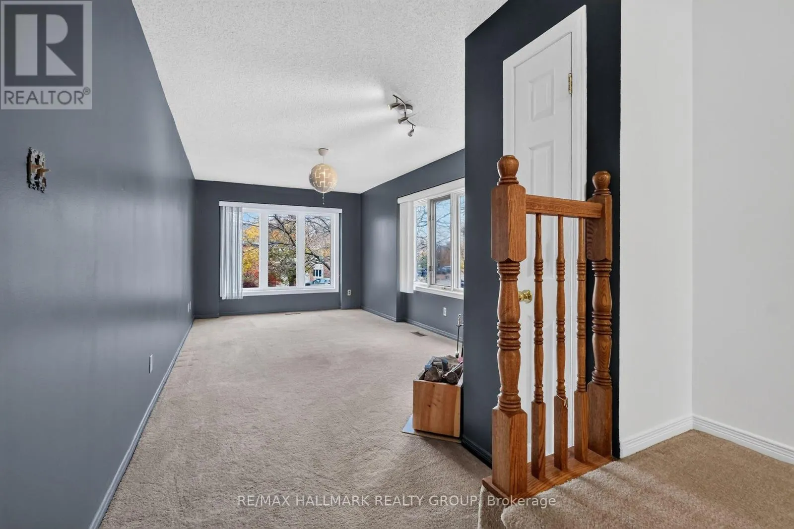 32 HAVENHURST CRESCENT