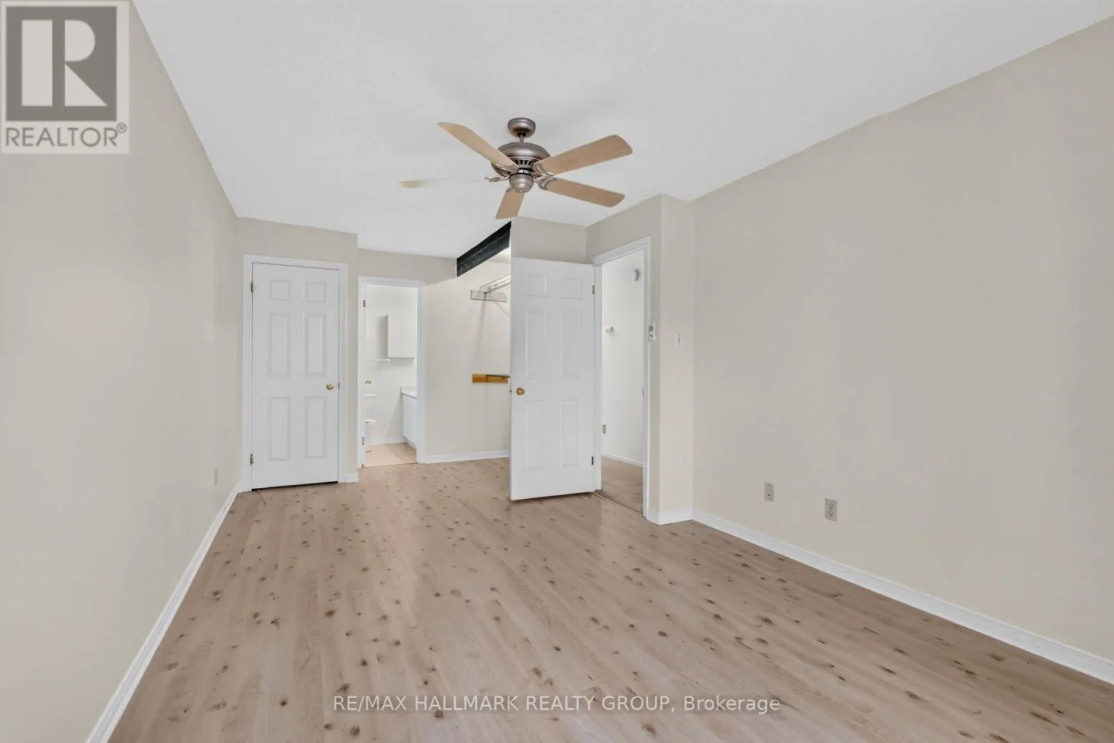 32 HAVENHURST CRESCENT