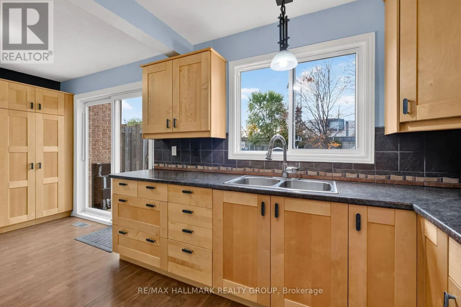 32 HAVENHURST CRESCENT