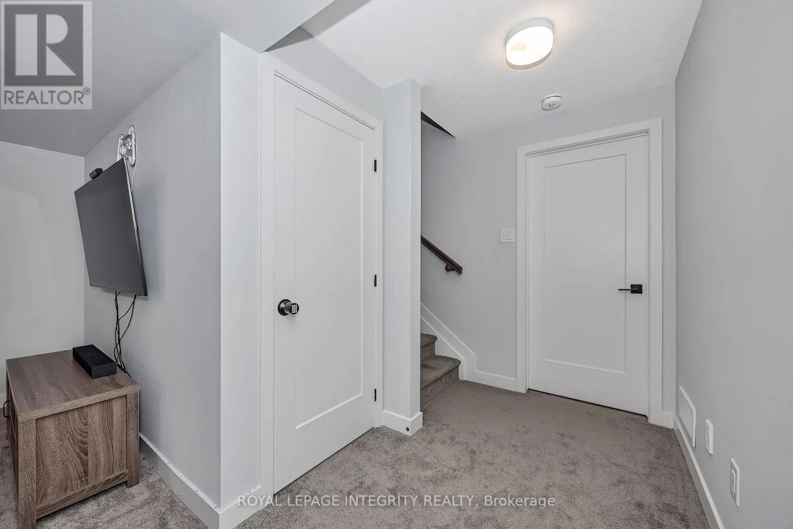 2107 WINSOME TERRACE