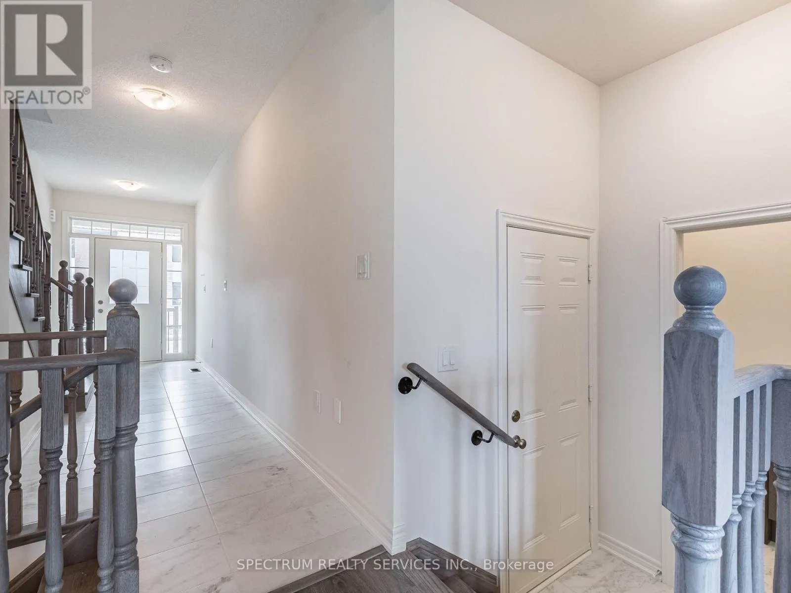 26 HOLCOMB TERRACE