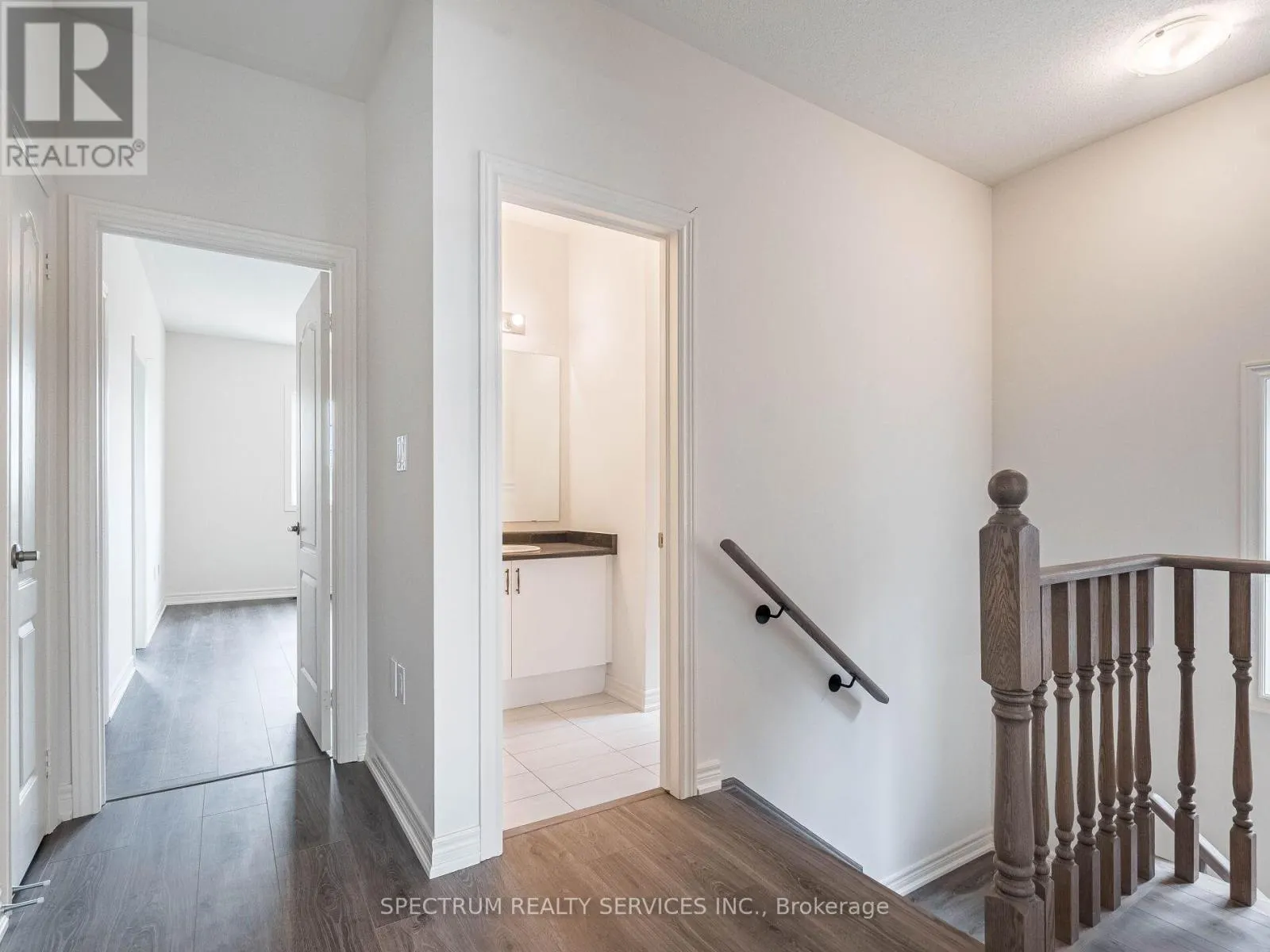 26 HOLCOMB TERRACE