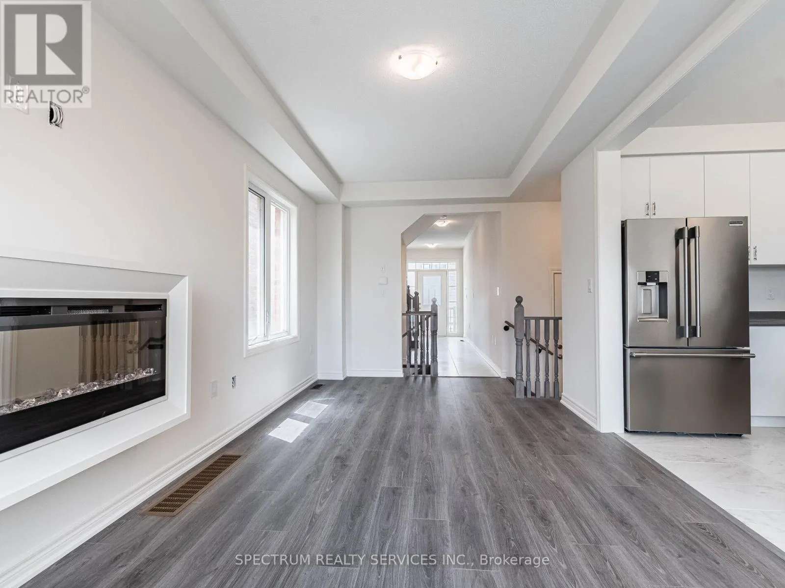 26 HOLCOMB TERRACE