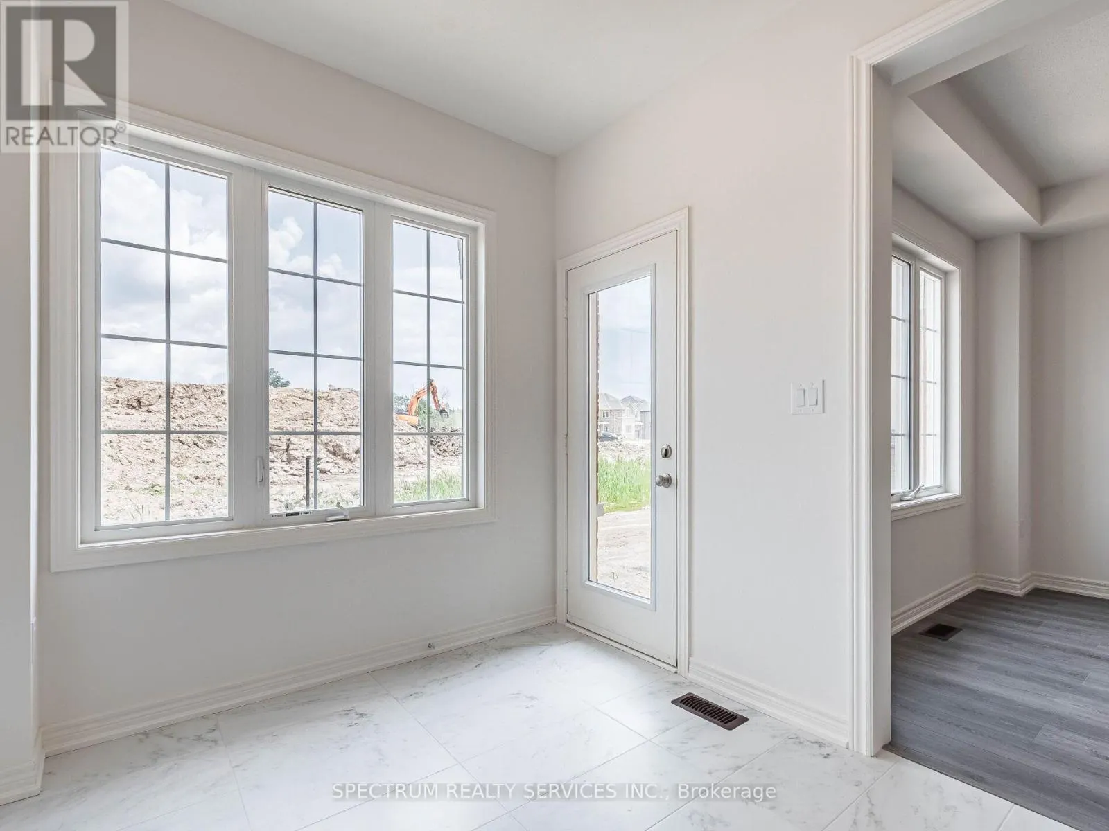 26 HOLCOMB TERRACE