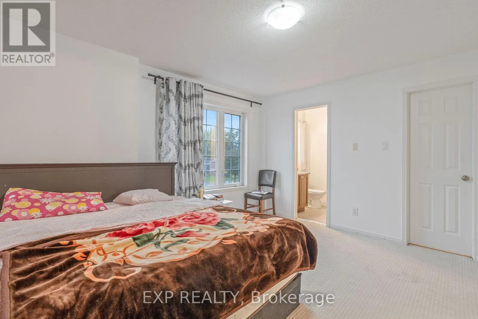 333 ROLLING MEADOW CRESCENT