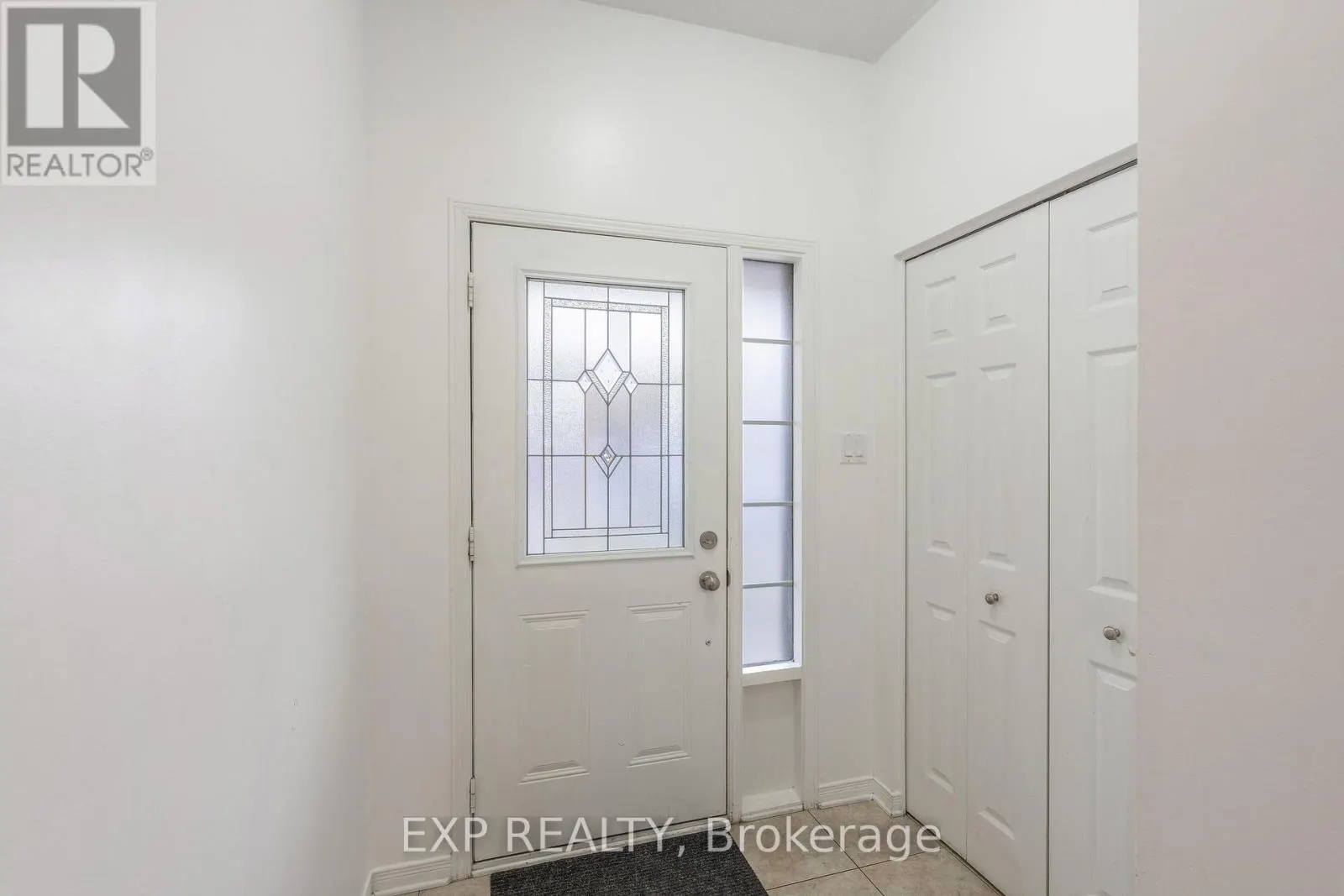 333 ROLLING MEADOW CRESCENT